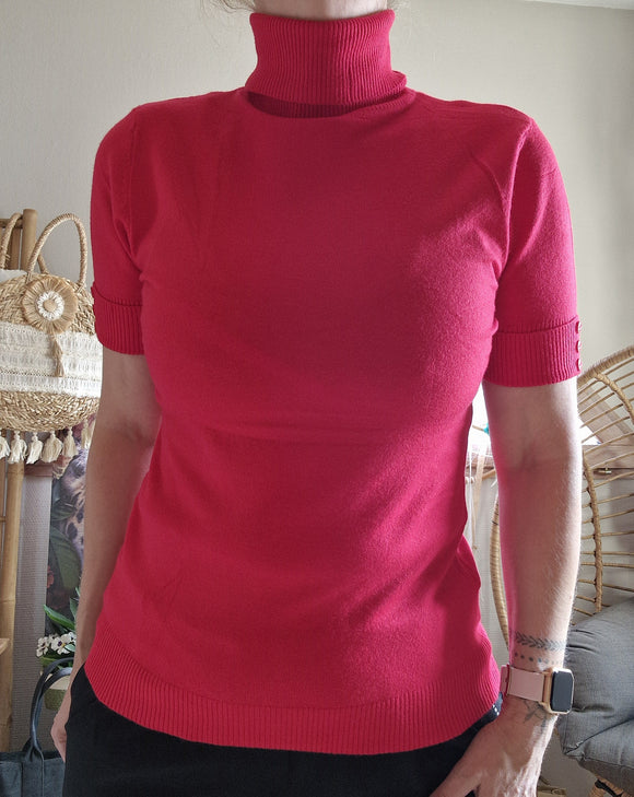 Pull col roulé rouge manches courtes