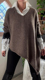 Pull Asymétrique taupe
