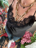 Top nuisette noire