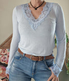 Haut Anais dentelle bleu ciel