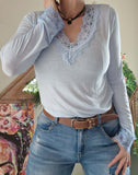 Haut Anais dentelle bleu ciel