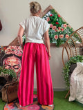 Pantalon à rayures rouge/fushia avec ceinture
