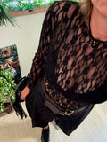 Haut dentelle  Charlotte noir du 34 au 42