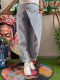Pantalon Stéphane à rayures blanches et bleues