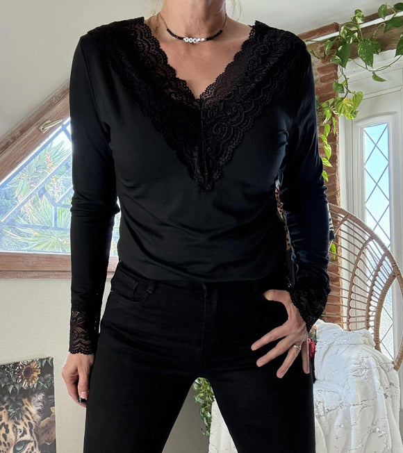 Sous pull Ariana noir