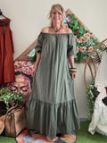 Robe Leslie kaki